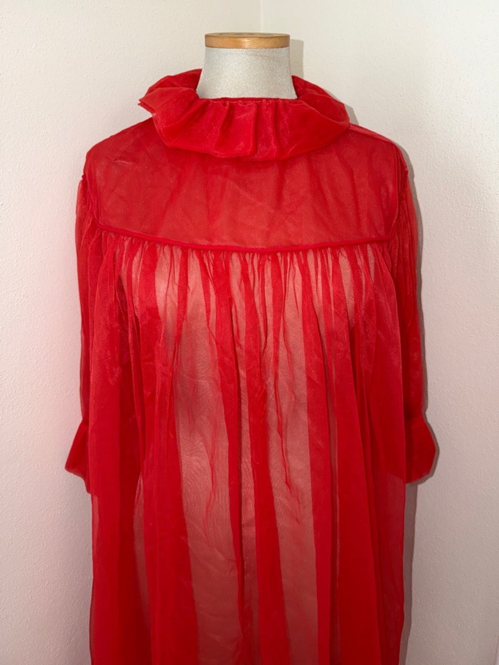 Vintage red sheer high neck ruffle robe night gown 36 small s